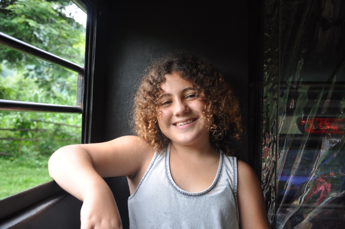 נועה באוטובוס